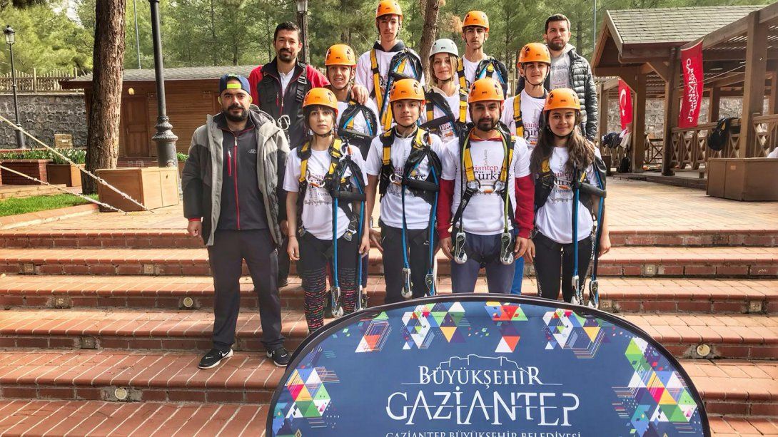 Öğrecilerimizin Gaziantep Büyükşehir Belediyesi Gizem Doğan Yaşayarak Öğrenme Merkezi Kampı 